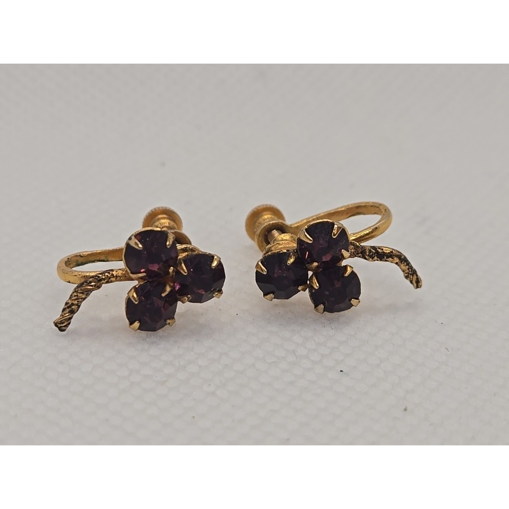 Vintage Rolled screw in purple Ruby Red rhinestone grape fruit earrings Gold Ton